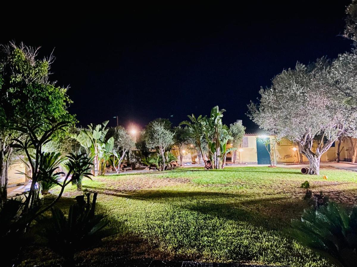 Stella Maris Limoni By Sicilvill Vila Campofelice Di Roccella Exterior foto